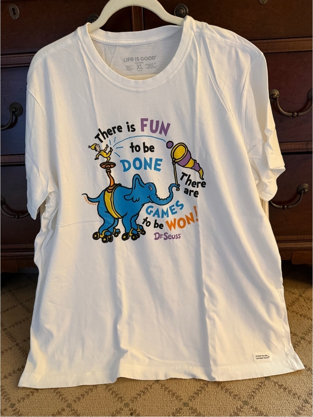 Life Is Good x Dr. Seuss collaboration crusher T-shirt XL